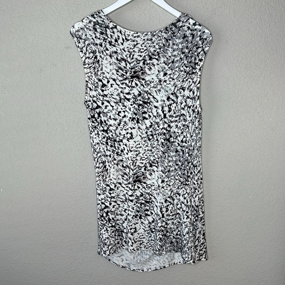 CAbi Lana Drape Neck Side Ruched Sleeveless  Animal Print Top Style #734 Size L - Picture 6 of 12